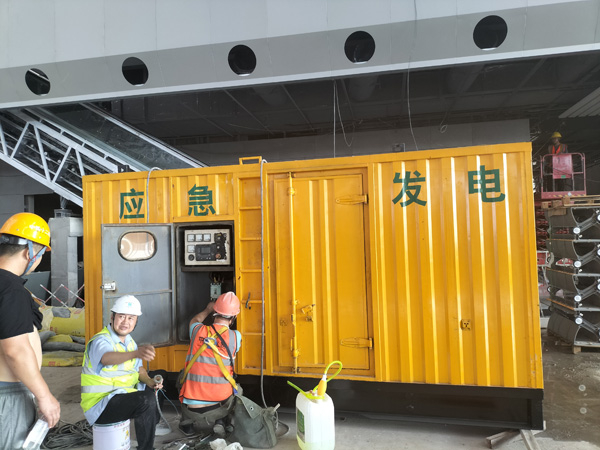 固镇怎样判断空气滤清器是否需要更换？